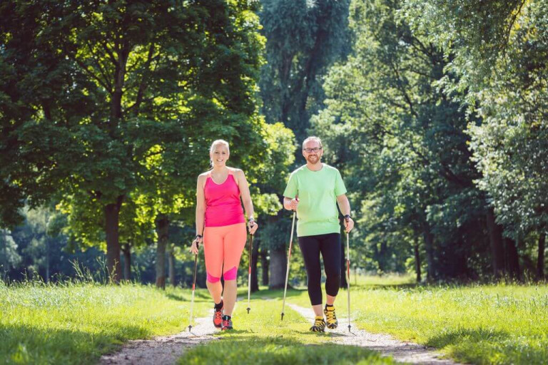 Richtig Walken: Nordic-Walking-Anleitung Für Anfänger